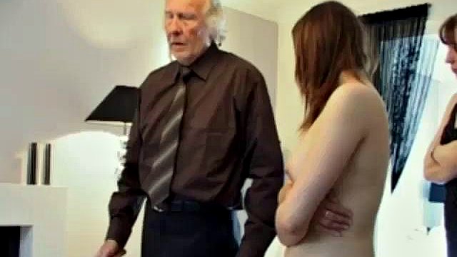 Spank Christina: sting in the tail