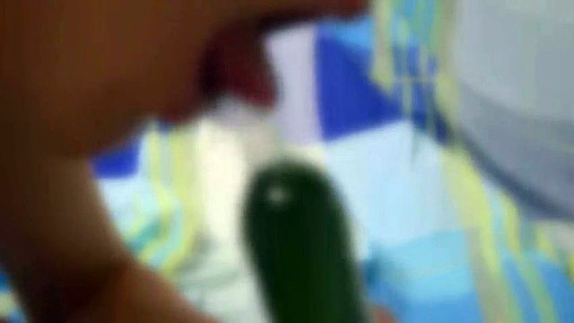 19-year old love anal and foot