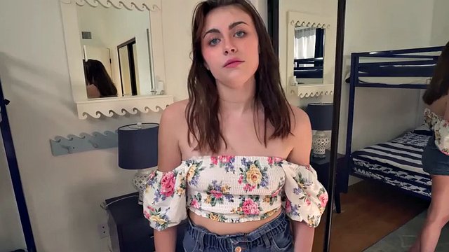 Kinky Family - Selina Bentz - La sorellastra beve una scopata nella fica