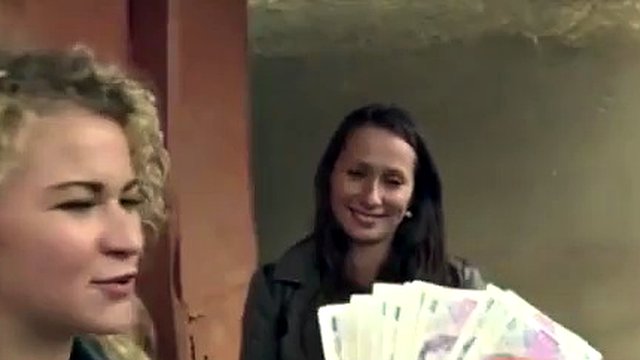 捷克夫婦搞浪蕩公子群交