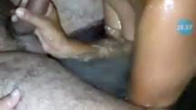 Orgía en el club swinger: Blowjob, Cumshot & Threesome Porn