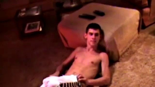 Alex and Johnny are a couple of cute 18 year olds, who get together for some hot sex. Skateboarder Johnny convinces Alex to melt down and plunges his big hard cock deep into her tight ass.