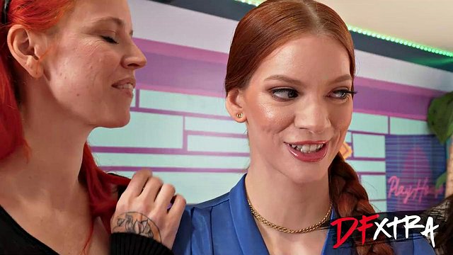 Hot Sales Woman Railed By Massive Cocked Colleagues - DFxtra / Sales Babe Gangbanged By Colleagues - Erin Everheart