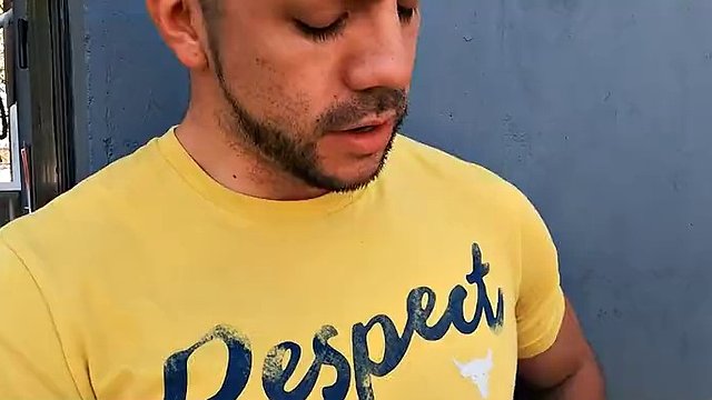 Den kjekke taxisjåføren Fer Froma parer seg med den søte latinoen Uriel Simon midt i parken - Dick rir
