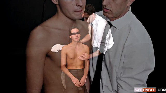 Fingeirng and licking the bumhole of a blindfolded guy