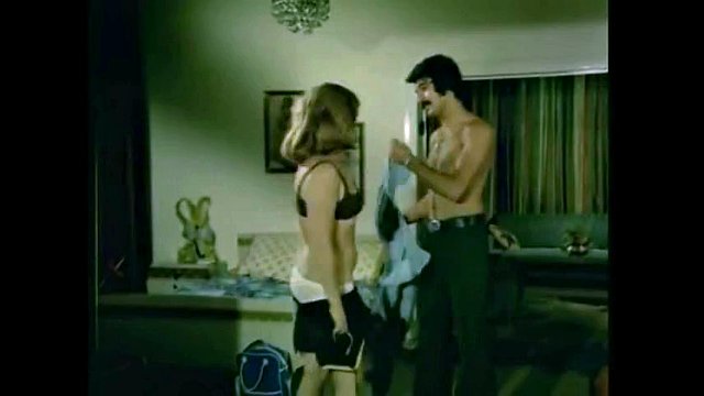 Nevin Nuray è una donna sexy e sexy