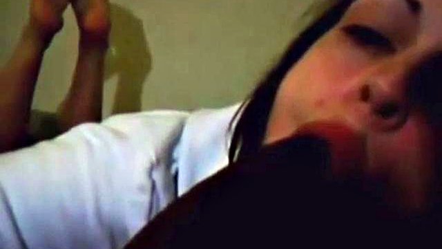 le piace succhiare un grosso cazzo nero: culo grosso, pompini e porno amatoriale