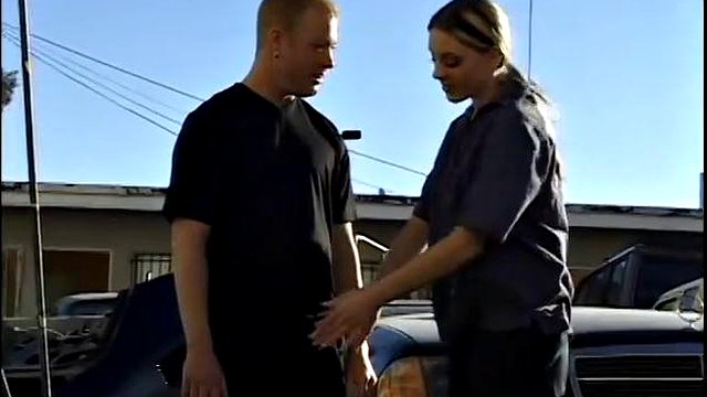 Cute blonde thanks man who fixed her car