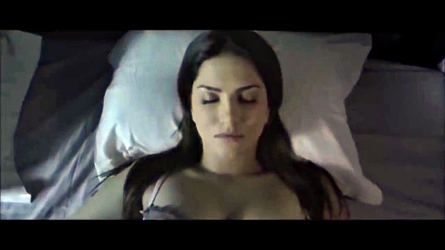 Sunny leone hot sexy romantic untold scene 18
