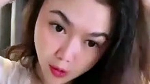 Part 1 Viral Indonesia Cici masturbates while playing with big