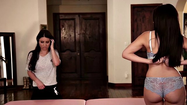 ALL GIRL MASSAGE - Naughty Boss Valentina Nappi Asks For A Hot Massage To Test A New Massage Table